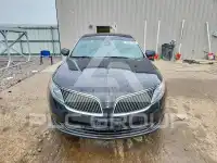2013 Lincoln MKS photo