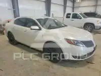 2013 Lincoln MKS photo