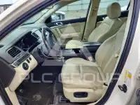 2013 Lincoln MKS photo