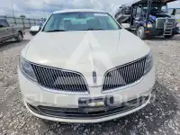 2013 Lincoln MKS photo