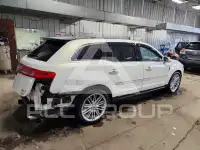 2013 Lincoln MKT фото