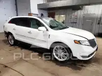 2013 Lincoln MKT фото