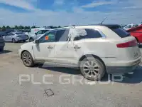 2013 Lincoln MKT фото