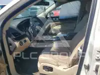 2013 Lincoln MKT фото