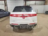 2013 Lincoln MKT фото