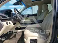 2013 Lincoln MKT фото