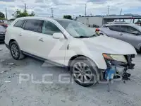 2013 Lincoln MKT фото