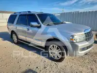 2013 Lincoln NAVIGATOR фото