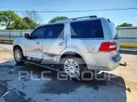 2013 Lincoln NAVIGATOR photo
