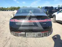 2013 Lincoln MKZ photo