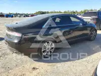 2013 Lincoln MKZ photo
