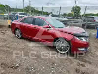 2013 Lincoln MKZ photo