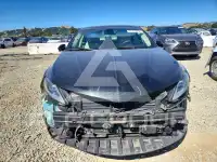 2013 Lincoln MKZ photo