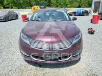 2013 Lincoln MKZ photo
