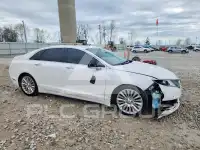 2013 Lincoln MKZ photo