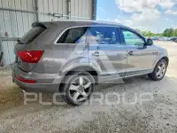 2013 Audi Q7 photo