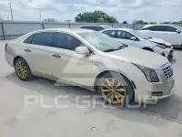 2013 Cadillac XTS photo