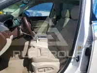 2013 Cadillac SRX фото
