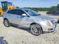 2013 Cadillac SRX photo