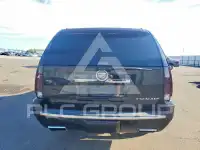 2013 Cadillac ESCALADE фото