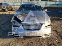 2013 Chrysler 200 фото