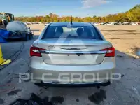 2013 Chrysler 200 фото