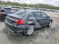 2013 Chrysler 200 фото