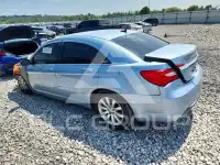 2013 Chrysler 200 photo