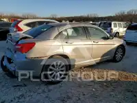 2013 Chrysler 200 photo