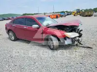 2013 Chrysler 200 photo