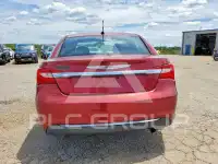 2013 Chrysler 200 photo