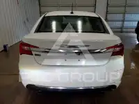 2013 Chrysler 200 photo