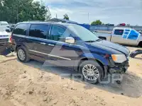 2013 Chrysler TOWN & COUNTRY photo
