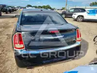 2013 Chrysler 300 photo