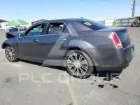 2013 Chrysler 300 фото