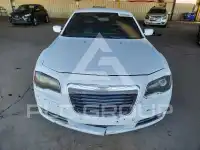 2013 Chrysler 300 photo