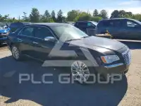 2013 Chrysler 300 photo