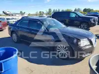 2013 Chrysler 300 фото