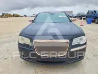 2013 Chrysler 300 фото