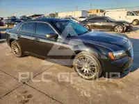 2013 Chrysler 300 фото