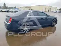 2013 Chrysler 300 photo