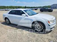 2013 Chrysler 300 фото