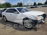 2013 Chrysler 300 photo