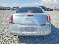 2013 Chrysler 300 фото