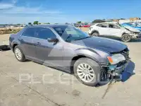 2013 Chrysler 300 фото