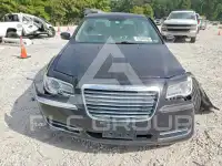 2013 Chrysler 300 фото