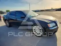 2013 Chrysler 300 фото