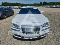 2013 Chrysler 300 фото