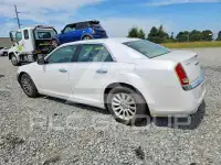 2013 Chrysler 300 фото