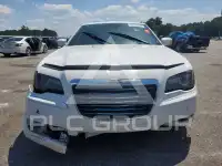 2013 Chrysler 300 фото